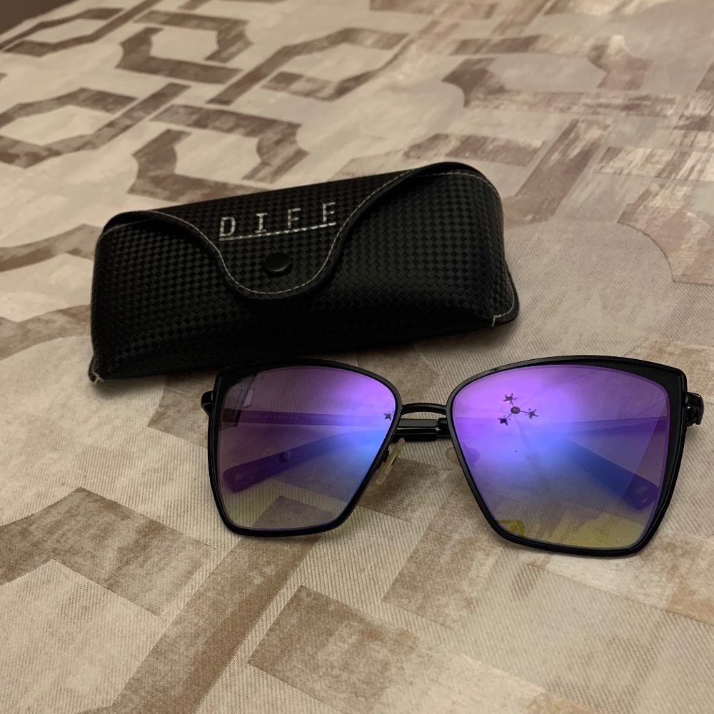 DIFF Sunglasses